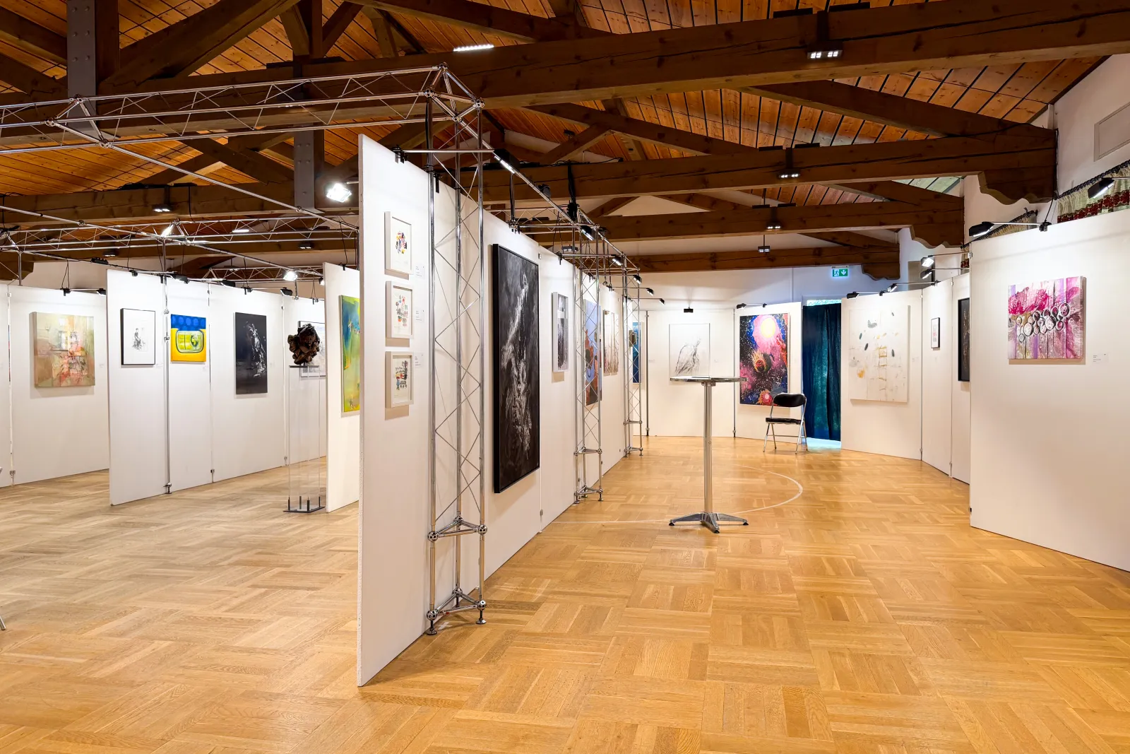 Blick durch die Ausstellung