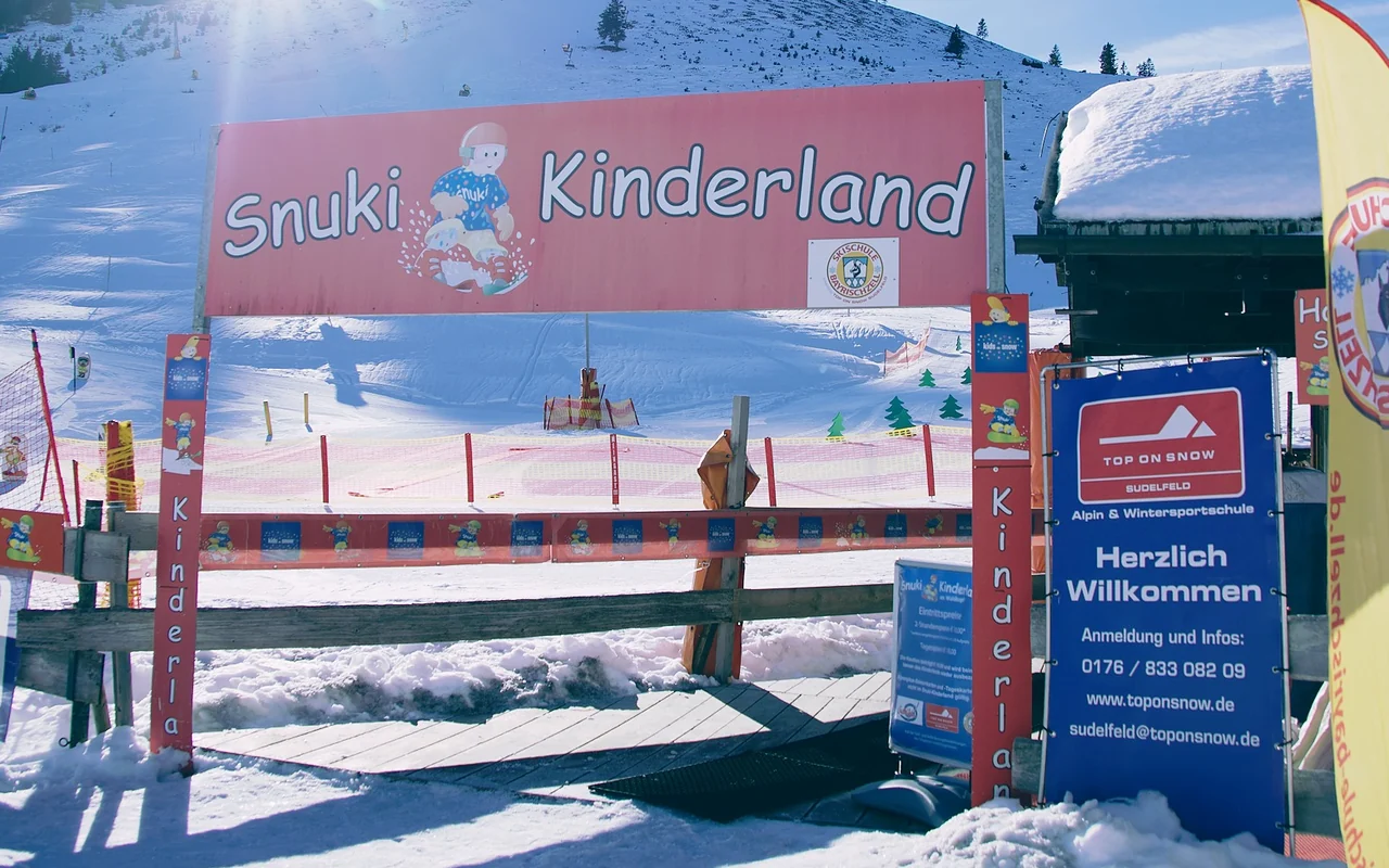 TOP ON SNOW, Ski- und Boardschule