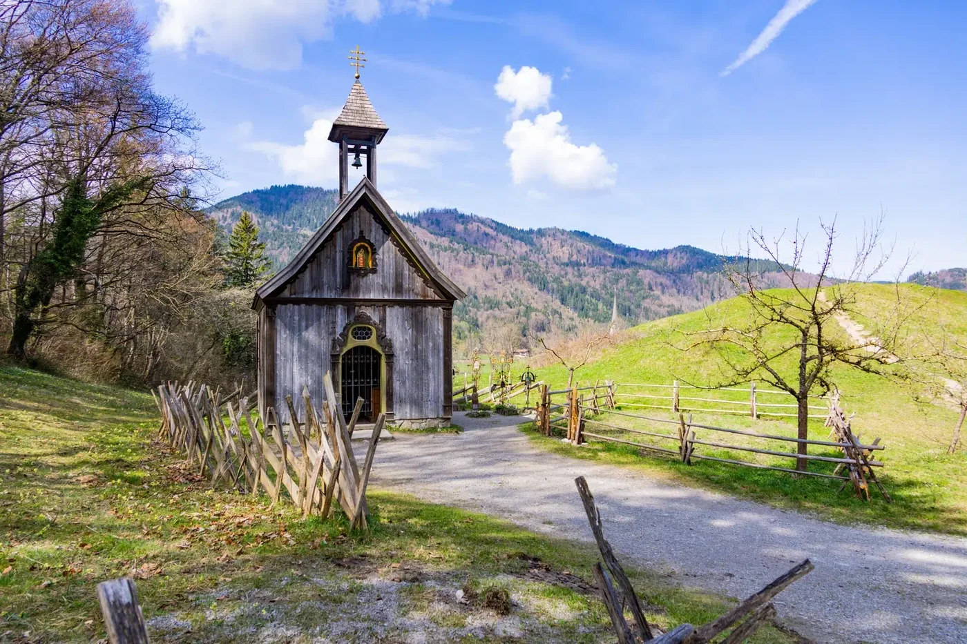 The Holy Cross Chapel, painted by Markus Wasmeier's father