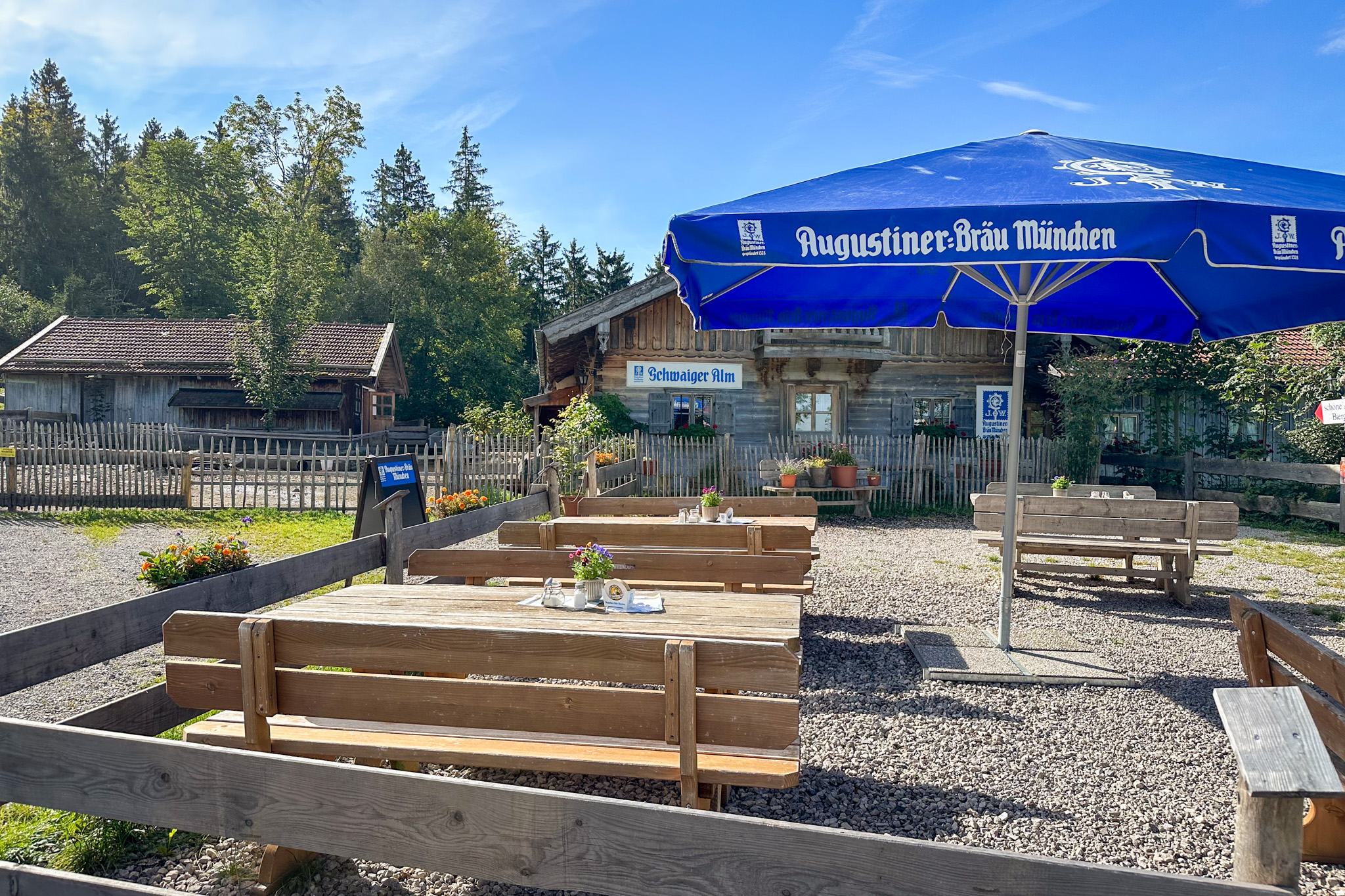 Schwaigeralm Fischbachau – Drehort des Carpe Diem in der ZDF-Serie Frühling